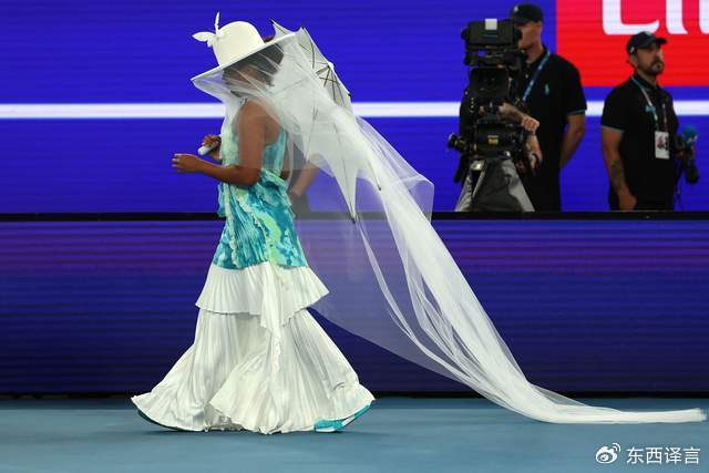 开云体育app下载入口-大坂直美水母造型惊艳澳网首轮,宽檐白帽曳地白纱,点燃观众热情|卫冕冠军|扬尼克-辛纳|罗德·拉沃尔|雨果·卡尔德拉诺|网球比赛_新浪体育_新浪新闻